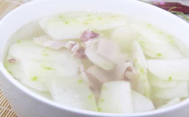 夏天吃什么進(jìn)補(bǔ)效果好？夏天進(jìn)補(bǔ)食譜大全(1)