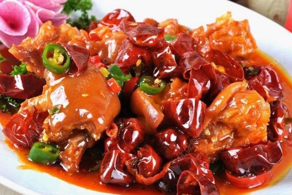 香辣豬蹄的制作方法是什么？香辣豬蹄的制作步驟(2)