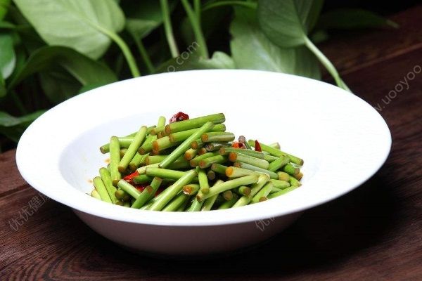 腌制蒜苔你吃過了嗎？怎樣腌蒜薹好吃？(2)