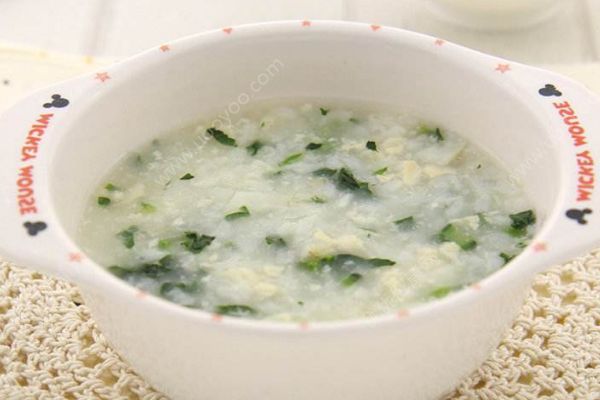 媽媽這樣做蔬菜給寶寶吃完全沒營養(yǎng)  寶寶吃蔬菜的誤區(qū)(2)