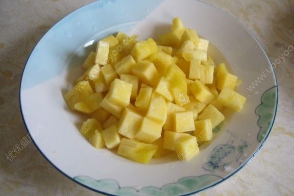 為什么要用鹽水泡菠蘿？鹽水泡菠蘿有什么好處？(2)