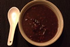 紅豆湯怎么做好喝？紅豆湯的功效作用有哪些？[圖]