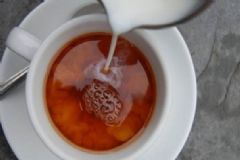牛奶紅茶怎么做好喝？牛奶紅茶的做法是什么？[圖]