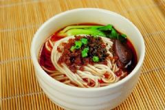 擔(dān)擔(dān)面的由來是什么？孕婦可以吃擔(dān)擔(dān)面嗎？[圖]
