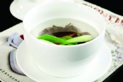 木耳絲紫菜湯怎么做？木耳絲紫菜湯的做法[圖]