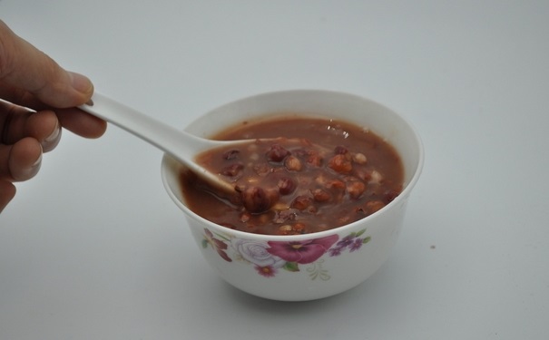 吃薏米紅豆粥有什么禁忌？吃薏米紅豆粥注意什么？(1)