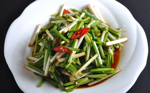 韭菜不能與什么同食？吃韭菜不能吃什么？(1)