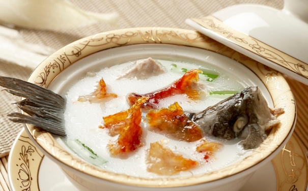 產(chǎn)后喝什么湯奶水多？產(chǎn)后喝什么湯催奶？(1)