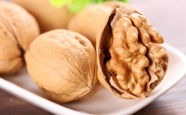 吃核桃有什么功效呢？吃核桃的好處有哪些呢？(1)