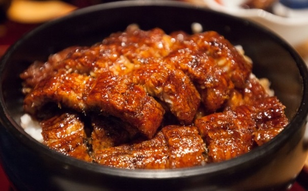 食用鰻魚要注意什么？鰻魚和什么一起吃比較好？(1)