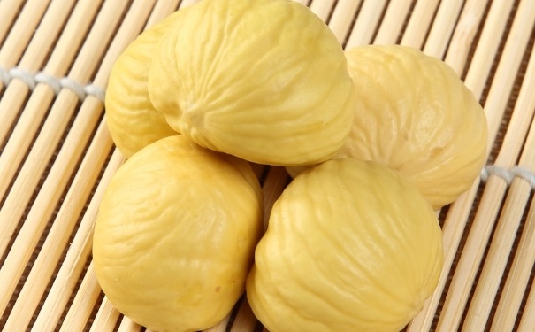 板栗可以和什么煮粥好？板栗煮粥吃有什么功效？(1)