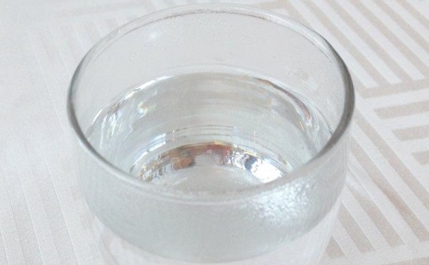 為什么喝白開水會(huì)發(fā)胖？如何避免喝白開水會(huì)發(fā)胖？(1)
