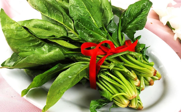 菠菜根可以吃嗎？吃菠菜根有什么好處？(1)