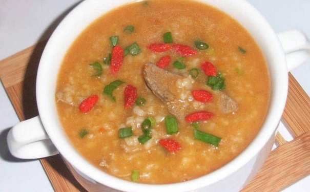 提高視力的膳食有哪些？吃哪些食物可以提高視力？(1)