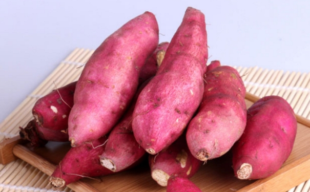 吃哪些食物對眼睛有好處？吃什么食物可以護(hù)眼？(1)
