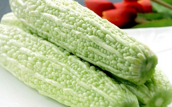 苦瓜有什么營養(yǎng)價(jià)值？苦瓜怎么吃起來不苦？(1)