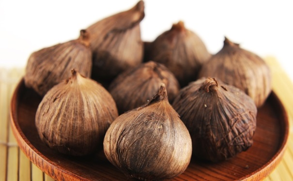 大蒜可以美容養(yǎng)顏嗎？大蒜食用禁忌是什么？(1)