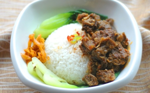 驅(qū)寒暖胃吃什么？調(diào)理胃寒該吃哪些食物？(1)
