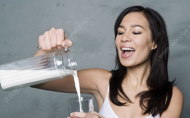 腸胃不適的人能不能喝牛奶？腸胃不好的人喝牛奶注意什么？(1)