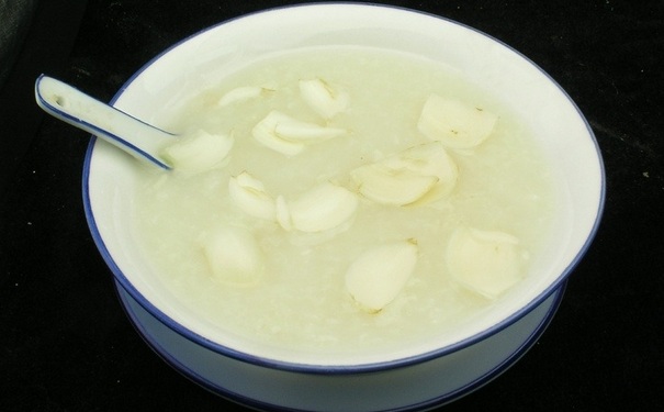 吃什么可以預(yù)防霧霾？吃什么食物可以清肺？(1)