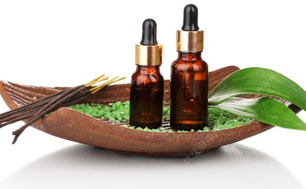 秋季身體干燥怎么辦？秋季身體脫皮要怎樣護(hù)理？(3)