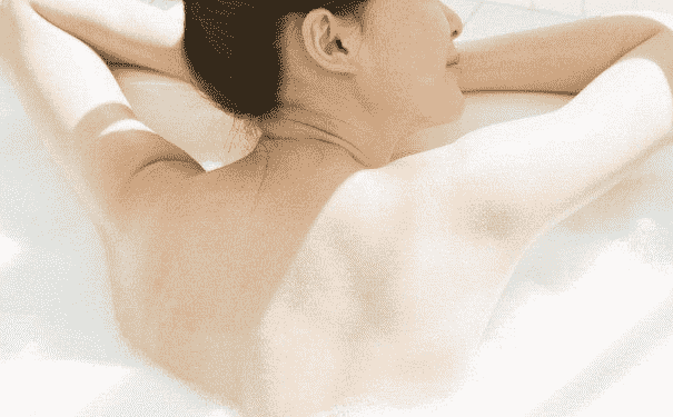 冬季怎么洗澡能減肥？冬季洗澡減肥要注意什么？(1)