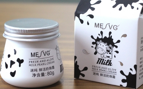 秋冬用乳液還是霜好？冬天用乳液好還是用霜好？(1)