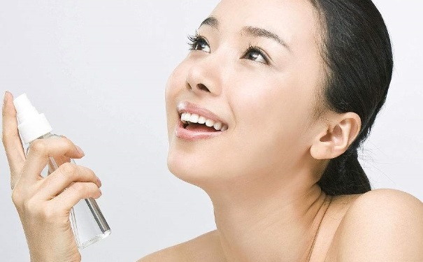 如何自制保濕噴霧？補(bǔ)水噴霧的自制方法有哪些？(1)