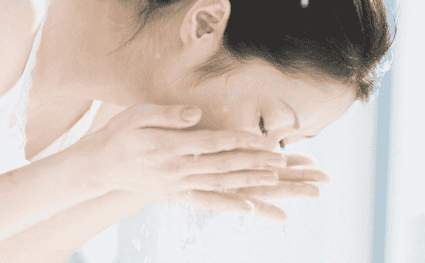 如何用白醋洗臉美容？白醋美容的小竅門有哪些？(1)