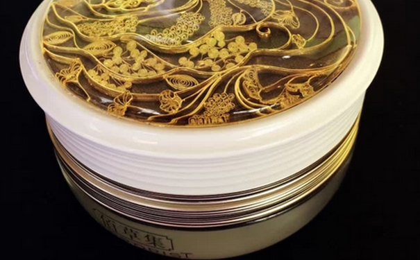 佰草集鎏金瓶怎么樣？佰草集鎏金瓶適合年齡(1)