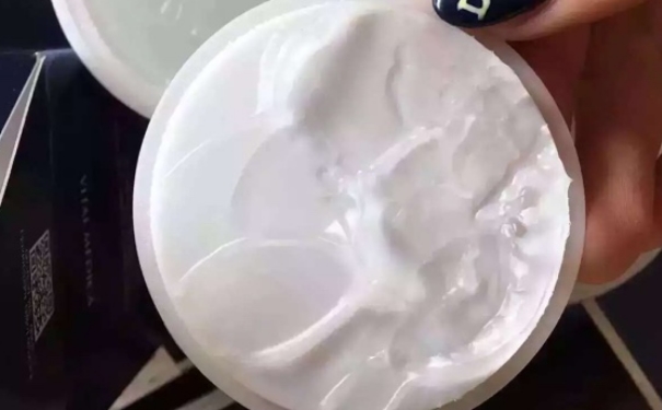 ahc睡眠面膜和蘭芝睡眠面膜哪個好？ahc睡眠面膜和蘭芝對比(1)