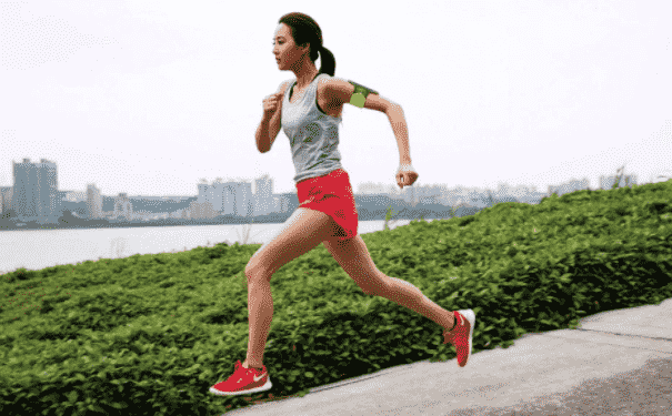 跑步減肥有哪些原則要注意？跑步減肥要遵循什么原則？(1)