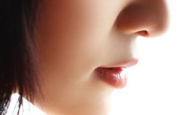鼻子干燥可以用紅霉素眼膏嗎？鼻子干燥怎么快速解決？(1)