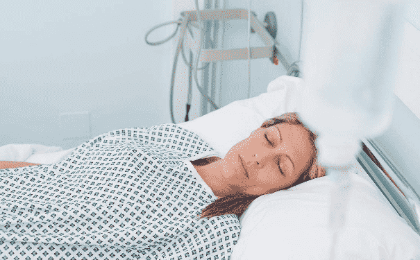 女性剖腹產(chǎn)的注意事項(xiàng)是什么？女性剖腹產(chǎn)后吃什么恢復(fù)快？(1)