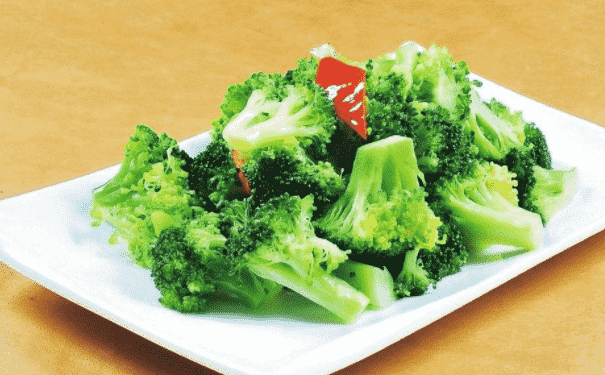 女人養(yǎng)生每天吃什么食物好？哪些食物最適合女人養(yǎng)生吃？(1)