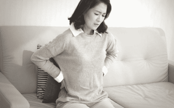 來月經腰疼是怎么一回事？女性經期腰疼的原因有哪些？(1)