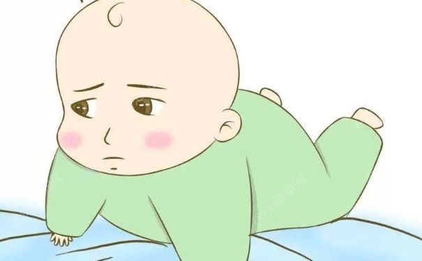 新生兒吐奶情況什么時候會沒有？寶寶吐奶了怎么辦？(3)