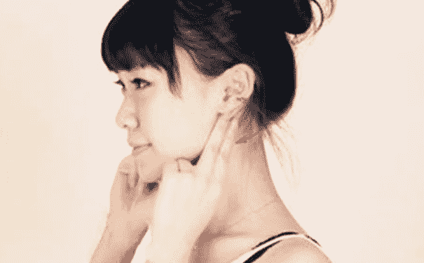 女人按摩什么地方有美容護膚的作用？(1)