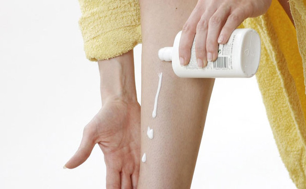冬天身體乳幾天抹一次？冬天身體乳什么時(shí)候用最好？(1)