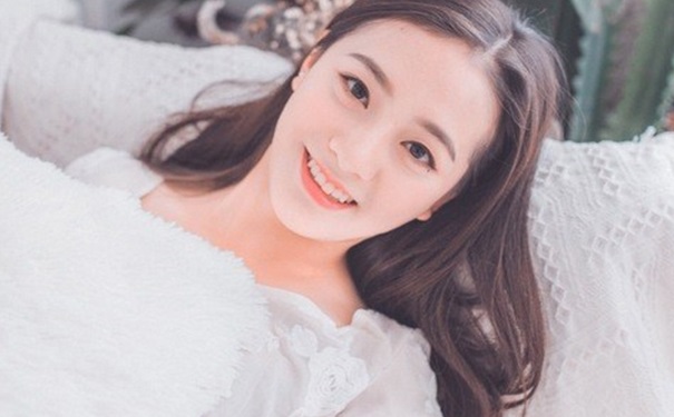 長皺紋的具體原因是什么？女人如何預防過早長皺紋？(1)