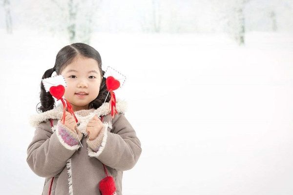 小孩在冬季要注意保暖，兒童冬季如何正確保?。?2)