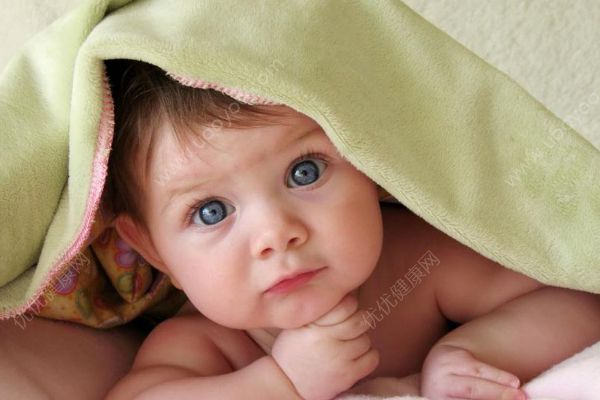 寶寶感冒了要怎樣護(hù)理才好？嬰幼兒發(fā)燒了吃什么有助恢復(fù)？(2)