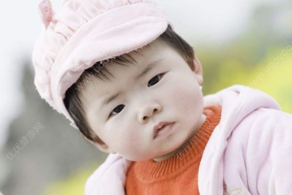 中國二孩出生數(shù)超一孩，為什么年輕人不想要孩子？(2)