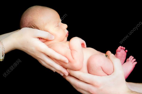 孕婦意外臨產動車臨停 什么情況下會引起急產？(1)