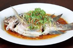 用蒜怎么做清蒸魚好吃？清蒸魚的做法大全？[圖]
