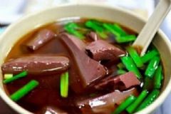 韓式豬血湯怎么做？韓式豬血湯的做法[圖]