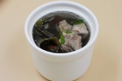 海帶排骨湯怎么做？海帶排骨湯的營養(yǎng)價值[多圖]