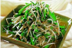 豆芽炒韭菜怎么做好吃？豆芽炒韭菜的做法[多圖]