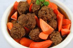 胡蘿卜燒肉怎么做？胡蘿卜燒肉的做法[多圖]