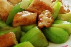 絲瓜和肉怎么做好吃？絲瓜炒肉的做法[多圖]